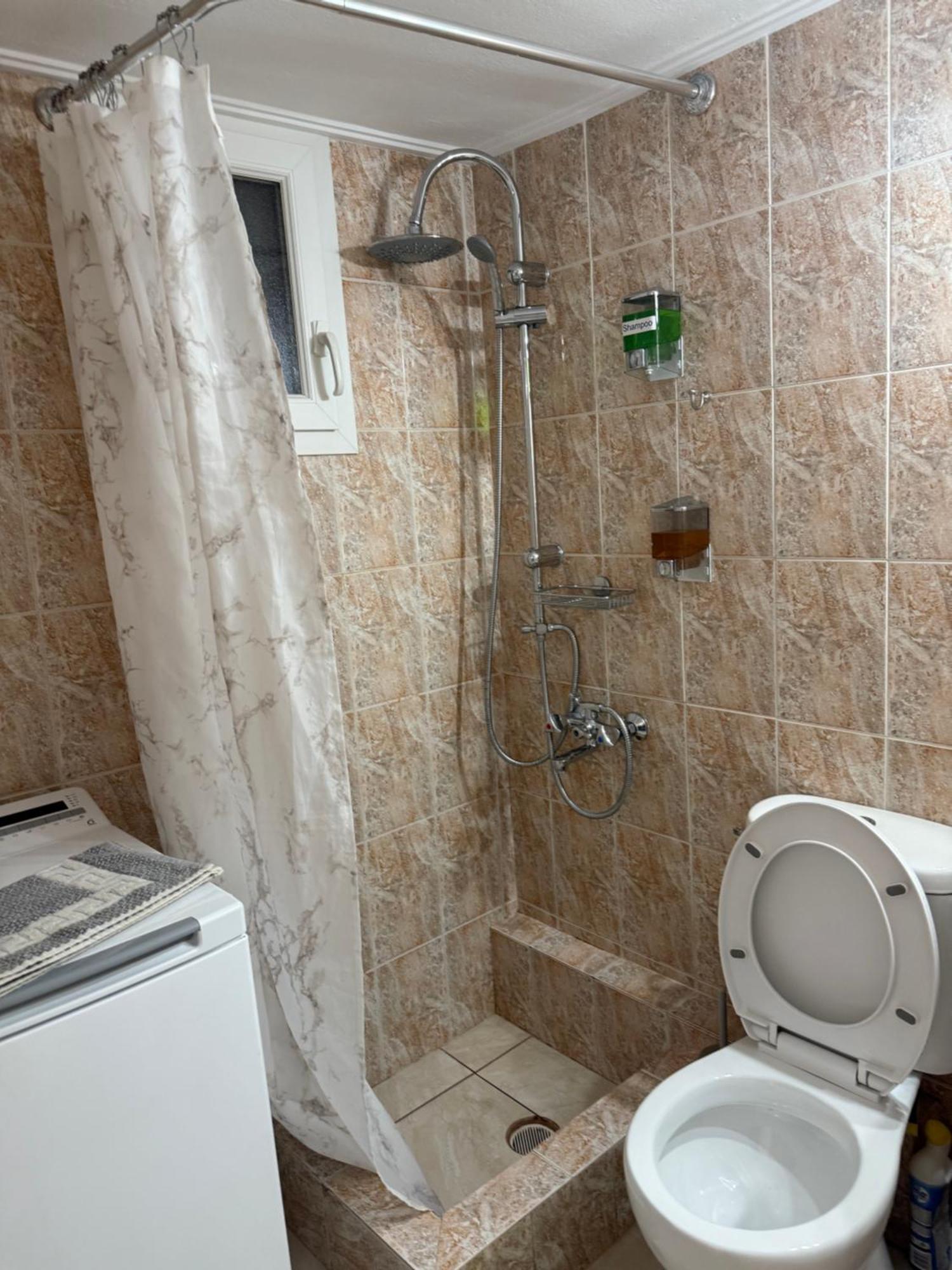 Pagrati Apartment Διαμέρισμα Παγκράτι Athén Kültér fotó